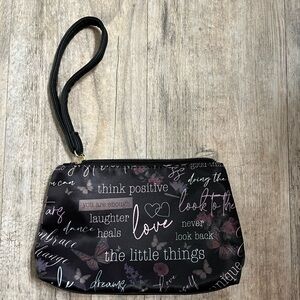 NWOT Betsey Johnson Wristlet